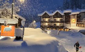Hotel Montana